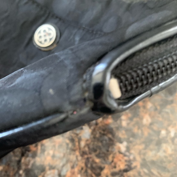 Pre-Loved Coach IPad Case - Picture 4 of 8